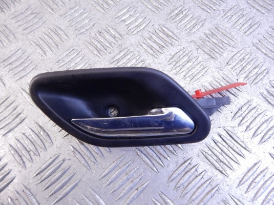 Ручка внутренняя задняя правая BMW 5-series (E39) 51 21 8 226 050