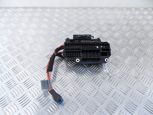 Блок предохранителей BMW 7-series (E65/66) 61 13 6 900 583