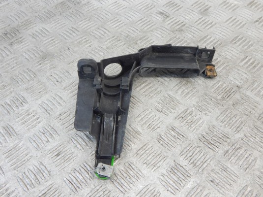 Крепление фары правой BMW 3-series (E46) 63 12 8 380 188