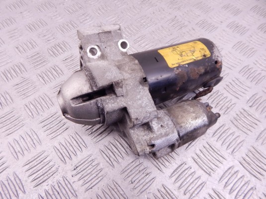 Стартер BMW 1-series (E87) 12 41 8 506 657 Стартер BMW 1-series (E87) 12 41 8 506 657