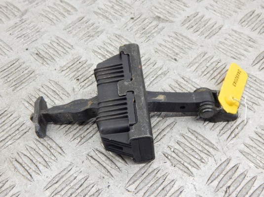 Ограничитель открывания двери передней BMW 3-series (E46) 51 21 8 265 545 Ограничитель открывания двери передней BMW 3-series (E46) 51 21 8 265 545