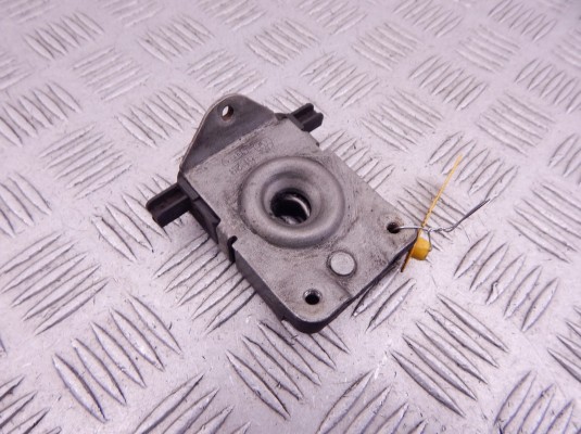 Замок капота BMW 5-series (E39) 51 23 8 203 859 Замок капота BMW 5-series (E39) 51 23 8 203 859