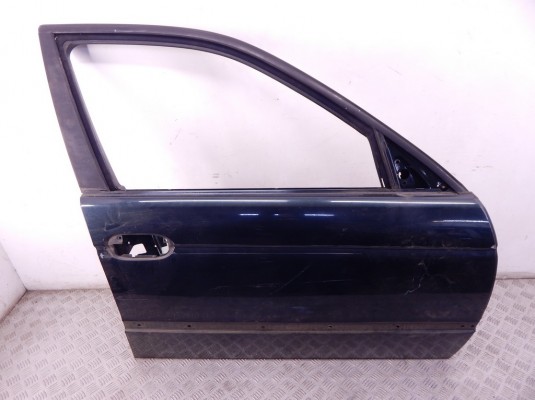 Дверь передняя правая BMW 5-series (E39) 41 51 8 216 818