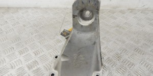 Кронштейн двигателя BMW 5-series (E60/61) 22 11 6 761 150 Кронштейн двигателя BMW 5-series (E60/61) 22 11 6 761 150