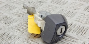 Личинка дверного замка BMW 1-series (E87) 51 21 7 200 933 Личинка дверного замка BMW 1-series (E87) 51 21 7 200 933