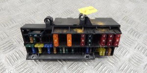 Блок предохранителей BMW 7-series (E65/66) 61 13 6 900 582 Блок предохранителей BMW 7-series (E65/66) 61 13 6 900 582