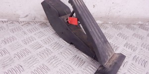 Педаль газа BMW 3-series (E46) 35 42 6 762 480 Педаль газа BMW 3-series (E46) 35 42 6 762 480