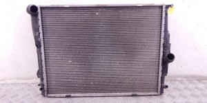 Радиатор (основной) BMW 1-series (E87) 17 11 7 521 046 Радиатор (основной) BMW 1-series (E87) 17 11 7 521 046