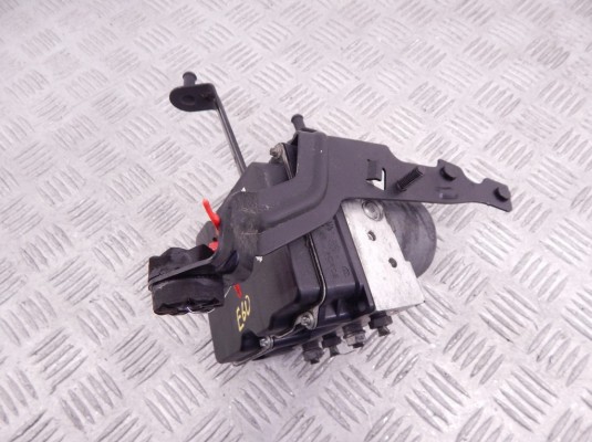 Блок ABS BMW 5-series (E60/61) 34 51 6 758 743