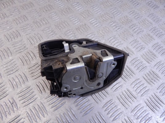 Замок двери задней правой BMW 1-series (E87) 51 22 7 202 148