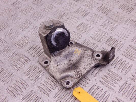 Кронштейн двигателя BMW 5-series (E39) 22 11 6 751 226 Кронштейн двигателя BMW 5-series (E39) 22 11 6 751 226