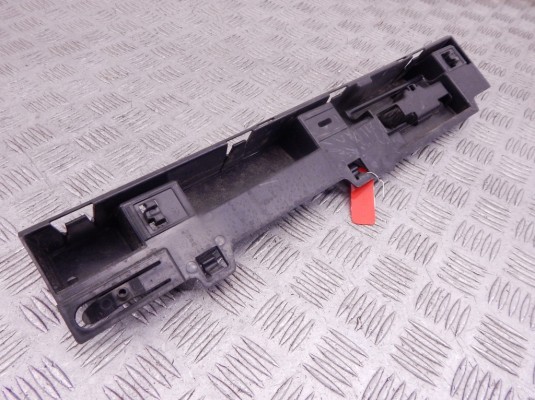 Кронштейн крепления порога BMW 4-series (F32/33/36) 51 77 7 320 208