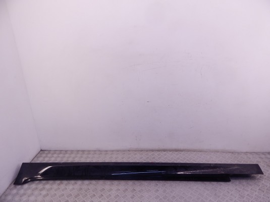 Накладка на порог BMW 5-series (F10/11) 51 77 8 048 685