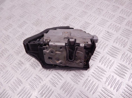 Замок двери передней левой BMW X5-series (E53) 51 21 8 402 537