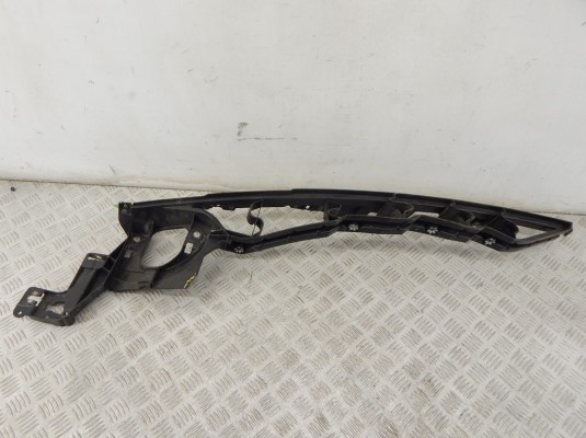 Кронштейн крепления крыла переднего правого BMW X6-series (E71) 51 65 7 157 989 Кронштейн крепления крыла переднего правого BMW X6-series (E71) 51 65 7 157 989