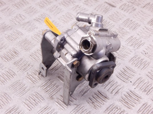 Насос гидроусилителя руля BMW X5-series (E53) 32 41 6 757 840 Насос гидроусилителя руля BMW X5-series (E53) 32 41 6 757 840