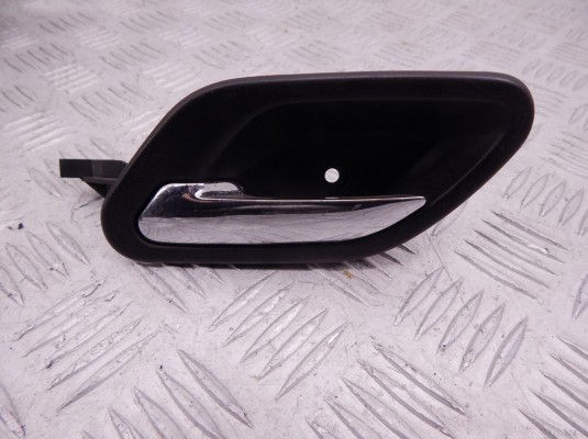 Ручка внутренняя передняя левая BMW 5-series (E39) 51 21 8 226 049