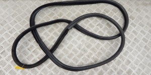 Уплотнитель BMW X5-series (E70) 7207221 Уплотнитель BMW X5-series (E70) 7207221