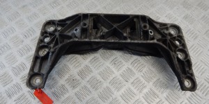 Кронштейн КПП BMW 5-series (E60/61) 22 31 6 761 102