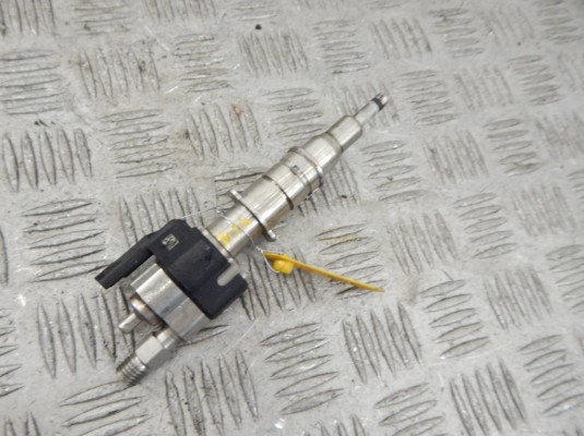 Форсунка BMW 7-series (F01/02) 13 53 7 585 261