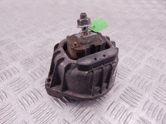 Подушка крепления двигателя BMW 3-series (E90/91/92) 22 11 6 760 330