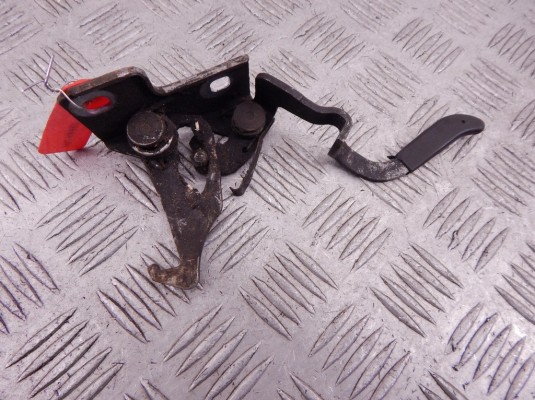 Крюк капота BMW 3-series (E46) 51 23 8 213 029