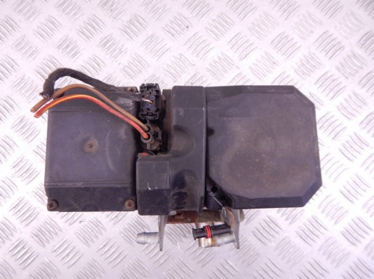 Автономный отопитель BMW 5-series (E39) 61 12 8 387 111 Автономный отопитель BMW 5-series (E39) 61 12 8 387 111