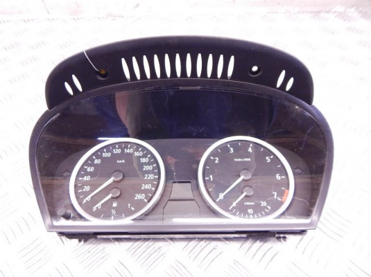 Щиток приборов (приборная панель) BMW 5-series (E60/61) 62 11 6 958 592 Щиток приборов (приборная панель) BMW 5-series (E60/61) 62 11 6 958 592