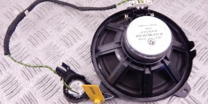 Динамик двери передней правой BMW 3-series (E46) 65 13 8 368 233