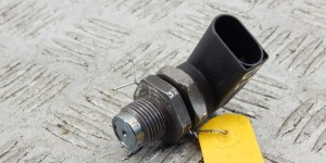 Датчик давления топлива BMW X3-series (E83) 13 53 7 787 167 Датчик давления топлива BMW X3-series (E83) 13 53 7 787 167