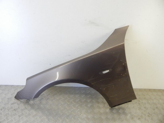 Крыло переднее левое BMW 5-series (E60/61) 41 35 7 111 429 Крыло переднее левое BMW 5-series (E60/61) 41 35 7 111 429