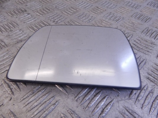 Стекло зеркала наружного левого BMW X3-series (E83) 51 16 3 404 625