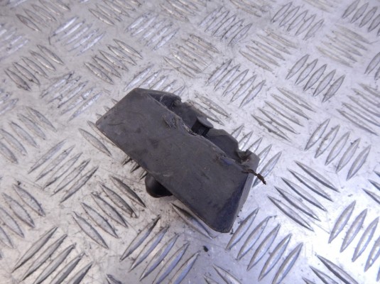 Опора под домкрат (поддомкратная подушка) BMW 3-series (E46) 51 71 8 268 885