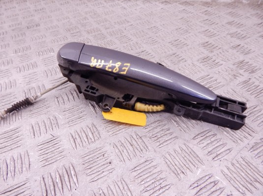 Ручка наружная передняя правая BMW 1-series (E87) 51 21 7 060 652