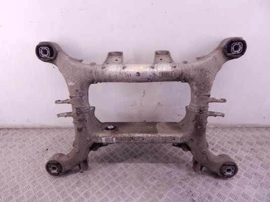 Балка подвески задняя BMW 5-series (F10/11) 33 31 6 798 545