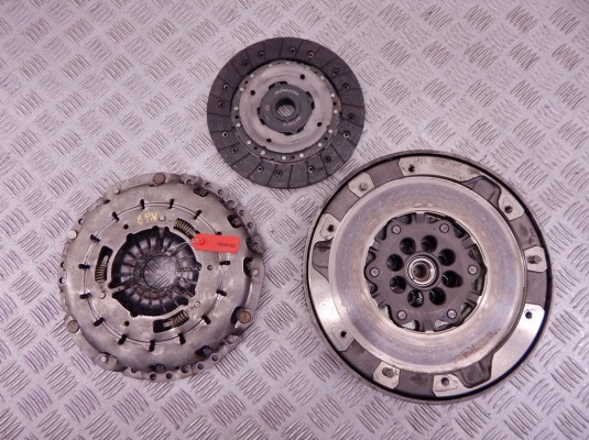 Маховик BMW 1-series (E87) 11 22 7 797 964