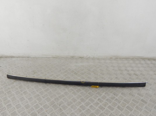 Молдинг бампера заднего BMW 5-series (E39) 51 12 8 205 253