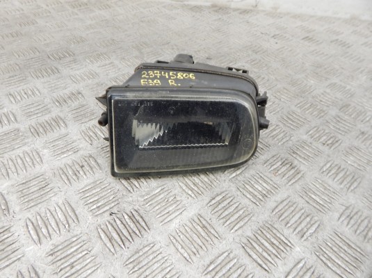 Фара противотуманная правая BMW 5-series (E39) 63 17 8 377 384 Фара противотуманная правая BMW 5-series (E39) 63 17 8 377 384
