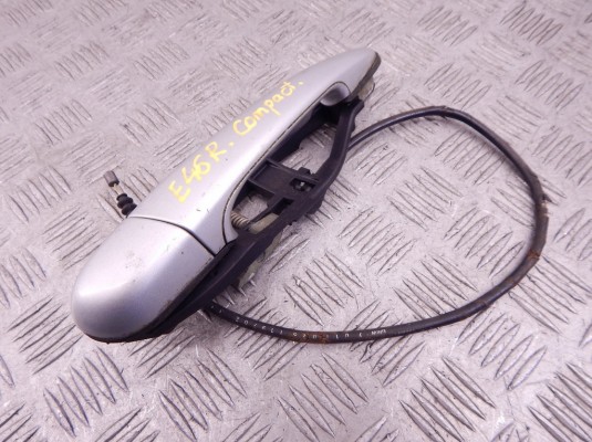 Ручка наружная передняя правая BMW 3-series (E46) 51 21 0 018 013 Ручка наружная передняя правая BMW 3-series (E46) 51 21 0 018 013