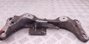 Кронштейн КПП BMW 3-series (E46) 22 31 6 757 103