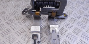 Петля крышки багажника BMW 5-series (E60/61) 41 62 7 210 667