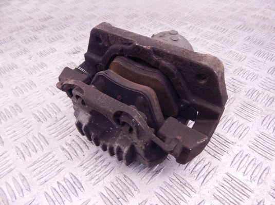 Суппорт передний правый BMW 5-series (E60/61) 34 11 6 763 024