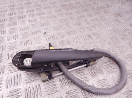 Ручка наружная передняя левая BMW 3-series (E46) 51 21 8 253 455 Ручка наружная передняя левая BMW 3-series (E46) 51 21 8 253 455