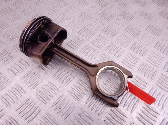 Поршень BMW X3-series (F25) 11 25 7 558 528