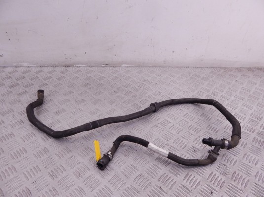 Патрубок отопителя (печки) BMW i3-series (I01) 17 12 7 636 951 Патрубок отопителя (печки) BMW i3-series (I01) 17 12 7 636 951