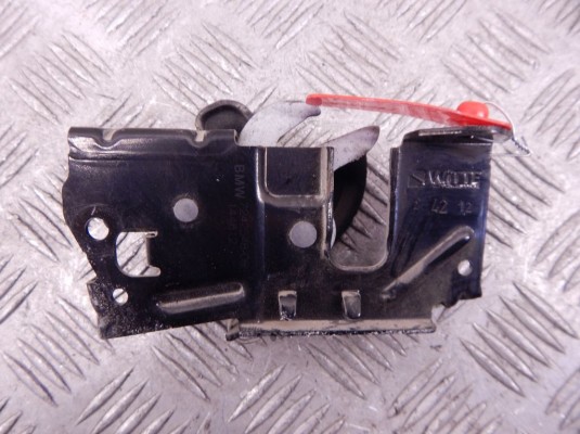 Замок капота BMW 3-series (F30/31) 51 23 7 242 548 Замок капота BMW 3-series (F30/31) 51 23 7 242 548