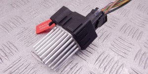Сопротивление печки BMW 5-series (E39) 64 11 6 931 680