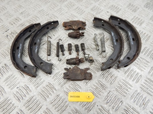 Механизм ручника (стояночного тормоза) BMW 5-series (E39) 34 21 2 213 313 Механизм ручника (стояночного тормоза) BMW 5-series (E39) 34 21 2 213 313