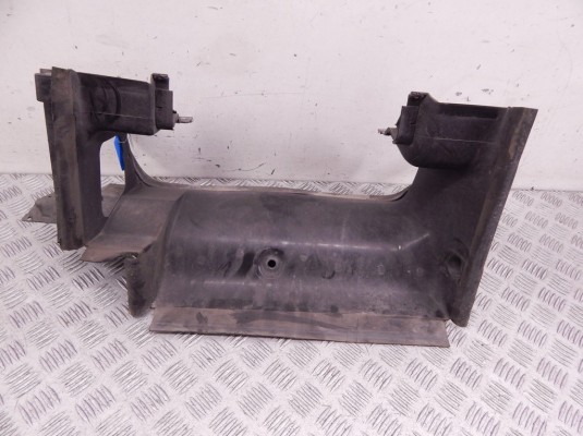 Воздухозаборник BMW 3-series (E36) 51 71 1 977 046