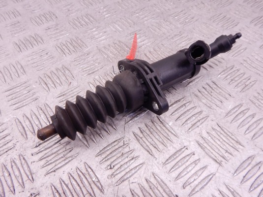 Цилиндр сцепления рабочий BMW 1-series (E87) 21 52 6 785 964